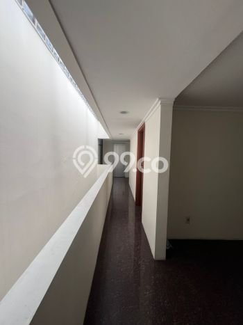 Lokasi strategis! Rumah siap huni dikontrakkan di Cilandak LB 750m2 Lokasi strategis! Rumah siap huni dikontrakkan di Cilandak LB 750m2