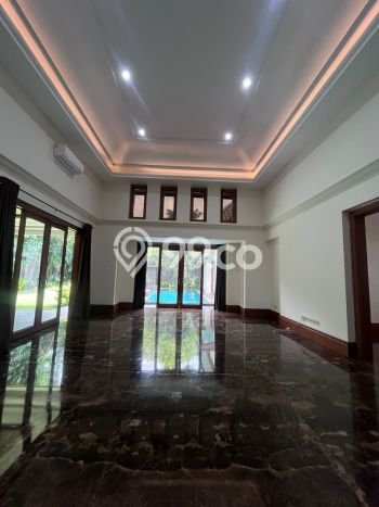 Lokasi strategis! Rumah siap huni dikontrakkan di Cilandak LB 750m2 Lokasi strategis! Rumah siap huni dikontrakkan di Cilandak LB 750m2