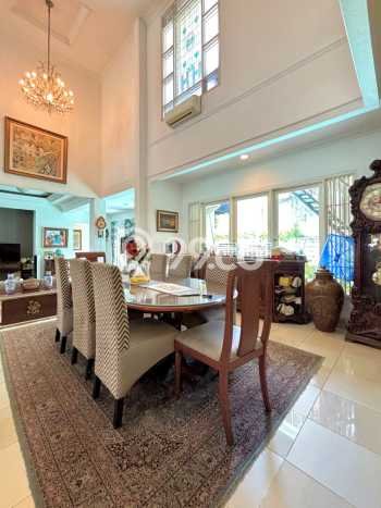 For Sale! Luxury House LT 446m2 Desain Elegan di Cipete For Sale! Luxury House LT 446m2 Desain Elegan di Cipete