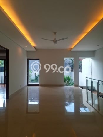 Sewa Rumah Nyaman di Kemang LT 412m2 / LB 470m2 Kondisi Bagus Sewa Rumah Nyaman di Kemang LT 412m2 / LB 470m2 Kondisi Bagus