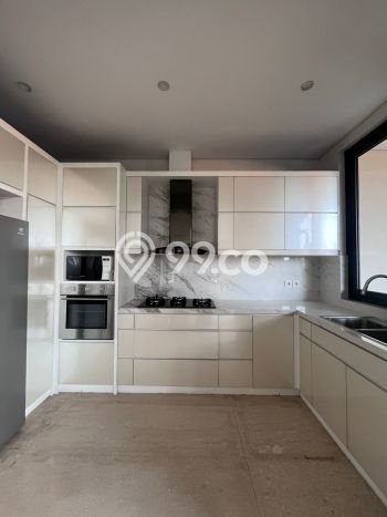 Rumah Mewah Dijual LT 158m2 di Cilandak, Jakarta Selatan Rumah Mewah Dijual LT 158m2 di Cilandak, Jakarta Selatan