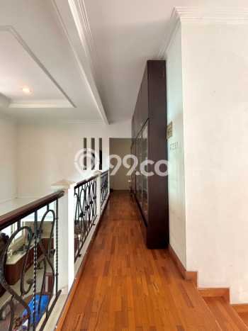 For Sale! Luxury House LT 446m2 Desain Elegan di Cipete For Sale! Luxury House LT 446m2 Desain Elegan di Cipete