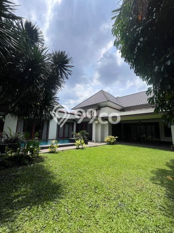 Lokasi strategis! Rumah siap huni dikontrakkan di Cilandak LB 750m2 Lokasi strategis! Rumah siap huni dikontrakkan di Cilandak LB 750m2