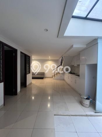 Rumah Mewah Dijual LT 158m2 di Cilandak, Jakarta Selatan Rumah Mewah Dijual LT 158m2 di Cilandak, Jakarta Selatan