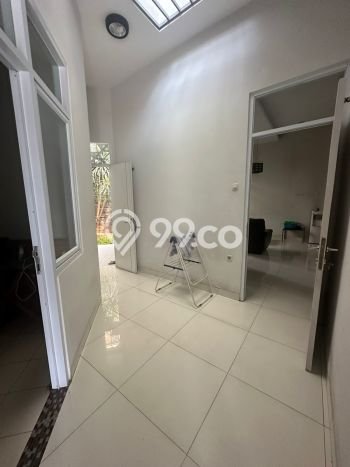 SPECIAL PRICE! Rumah Strategis lokasi Lippo Cikarang, Luas 244m2m² LB 160m2m² SPECIAL PRICE! Rumah Strategis lokasi Lippo Cikarang, Luas 244m2m² LB 160m2m²