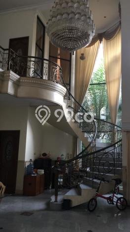 For Sale! Premium House LT 312m2 Desain Modern di Pakuwon City For Sale! Premium House LT 312m2 Desain Modern di Pakuwon City
