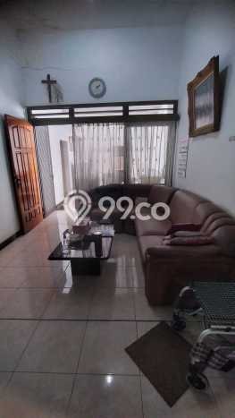 HARGA SPECIAL! Rumah Asri area , Surabaya, Luas 200m2m² Bangunan 220m2m² Bisa Nego! HARGA SPECIAL! Rumah Asri area , Surabaya, Luas 200m2m² Bangunan 220m2m² Bisa Nego!