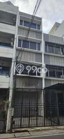 Ruko Dijual di Jakarta Pusat LT 60m2 & LB 200m2 Lokasi Terbaik! Ruko Dijual di Jakarta Pusat LT 60m2 & LB 200m2 Lokasi Terbaik!