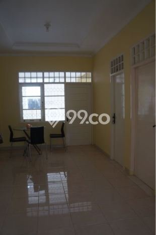 Rumah di BSD, Dekat Stasiun, 4 KT, LT 180m² LB 150m² Rumah di BSD, Dekat Stasiun, 4 KT, LT 180m² LB 150m²