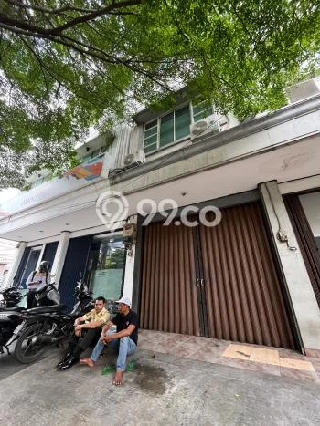 Ruko Dijual di Penjaringan Jakarta Utara dengan Luas Bangunan 200m2 Ruko Dijual di Penjaringan Jakarta Utara dengan Luas Bangunan 200m2