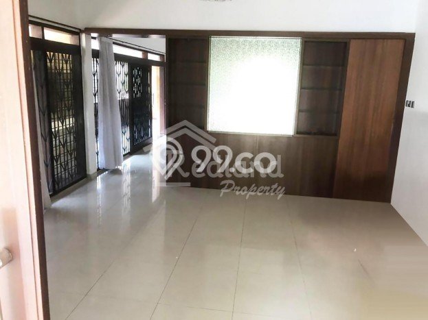 Rumah kawasan Candisari, 4 KT, Lingkungan Elite, Luas 1125m2m² Bangunan 450m2m² Rumah kawasan Candisari, 4 KT, Lingkungan Elite, Luas 1125m2m² Bangunan 450m2m²
