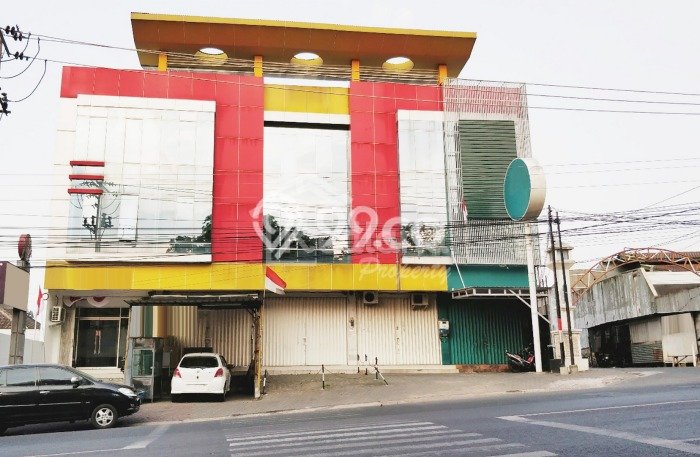 Ruko Kawasan Strategis Kawasan Candisari, Luas 174m2m², Jalan Utama Ruko Kawasan Strategis Kawasan Candisari, Luas 174m2m², Jalan Utama