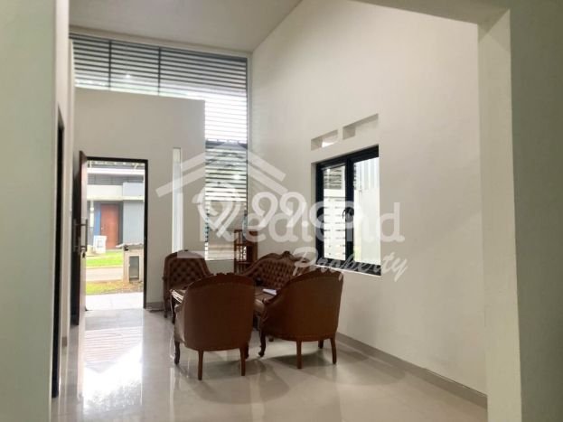 Rumah Nyaman di , 2 KM, Area Tenang, Luas 163m2m² Bangunan 97m2m² Rumah Nyaman di , 2 KM, Area Tenang, Luas 163m2m² Bangunan 97m2m²