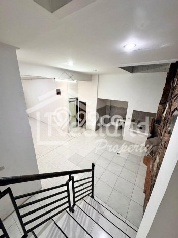 Disewakan! Rumah 3 Kamar Tidur &
2 Kamar Mandi di Puri Anjasmoro, Semarang Disewakan! Rumah 3 Kamar Tidur &
2 Kamar Mandi di Puri Anjasmoro, Semarang