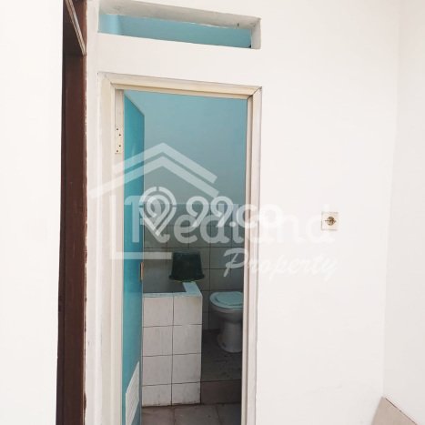 HUNIAN PILIHAN! Rumah kawasan Semarang Utara, 2 KM, Lingkungan Asri, LT 100m2m² LB 100m2m² HUNIAN PILIHAN! Rumah kawasan Semarang Utara, 2 KM, Lingkungan Asri, LT 100m2m² LB 100m2m²