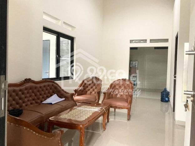 Rumah Nyaman di , 2 KM, Area Tenang, Luas 163m2m² Bangunan 97m2m² Rumah Nyaman di , 2 KM, Area Tenang, Luas 163m2m² Bangunan 97m2m²