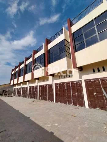 SIAP HUNI! Rumah Strategis area Medan Area, Luas 48m2m² Bangunan 92m2m² SIAP HUNI! Rumah Strategis area Medan Area, Luas 48m2m² Bangunan 92m2m²