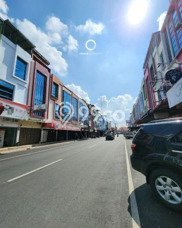SENTRA BISNIS! Ruko di Medan Johor, Luas 192m2m², Lokasi Strategis SENTRA BISNIS! Ruko di Medan Johor, Luas 192m2m², Lokasi Strategis