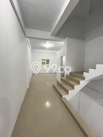 Jual Ruko Strategis di Medan Barat, Luas 245m2m², Mainroad, Kawasan Komersial Jual Ruko Strategis di Medan Barat, Luas 245m2m², Mainroad, Kawasan Komersial