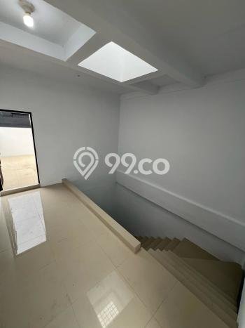 Jual Ruko Strategis di Medan Barat, Luas 245m2m², Mainroad, Kawasan Komersial Jual Ruko Strategis di Medan Barat, Luas 245m2m², Mainroad, Kawasan Komersial