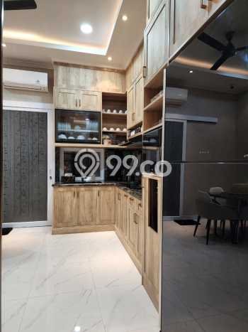 Jual Rumah Luas Elegan Dengan View Cantik di Karang Anyar, Jakarta Pusat Jual Rumah Luas Elegan Dengan View Cantik di Karang Anyar, Jakarta Pusat