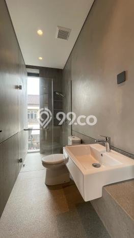 Hunian Mewah LB 202m2 Siap Huni Desain Elegan di Joglo, Jakarta Barat Hunian Mewah LB 202m2 Siap Huni Desain Elegan di Joglo, Jakarta Barat