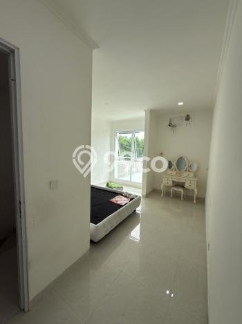 For Sale Hunian Rumah Terawat 4 Kamar di Kalideres, Jakarta Barat For Sale Hunian Rumah Terawat 4 Kamar di Kalideres, Jakarta Barat