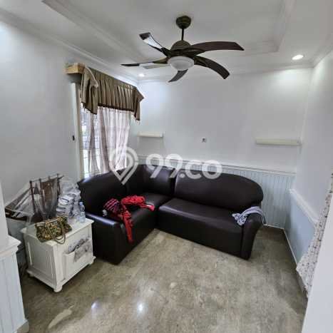 For Sale! Luxury House LT 160m2 Desain Modern di Taman Palem For Sale! Luxury House LT 160m2 Desain Modern di Taman Palem