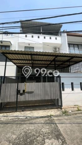 Rumah Modern 2 KT di Green Ville Jakarta Barat Semi Furnished Rumah Modern 2 KT di Green Ville Jakarta Barat Semi Furnished