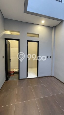 Dijual Rumah Modern 4 KT di Meruya, Jakarta Barat Dijual Rumah Modern 4 KT di Meruya, Jakarta Barat