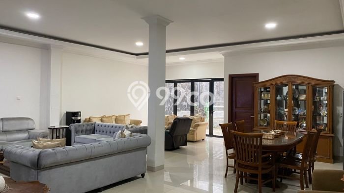 Dijual Rumah Premium dengan Fasilitas Sekitar Komplit di Kembangan, Jakarta Barat Dijual Rumah Premium dengan Fasilitas Sekitar Komplit di Kembangan, Jakarta Barat
