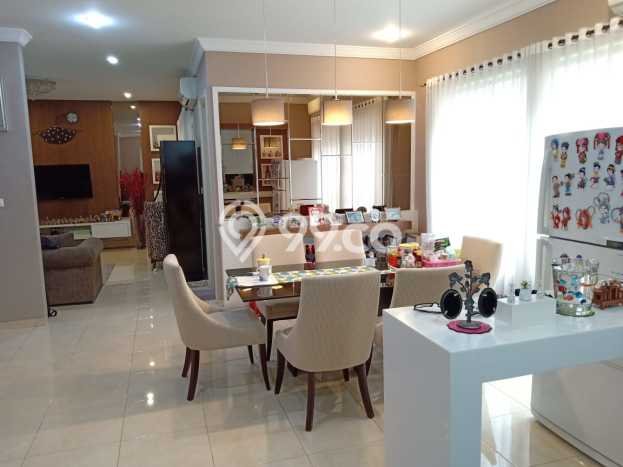 For Sale! Luxury House LT 240m2 Desain Modern di Sutera Onix Alam Sutera For Sale! Luxury House LT 240m2 Desain Modern di Sutera Onix Alam Sutera