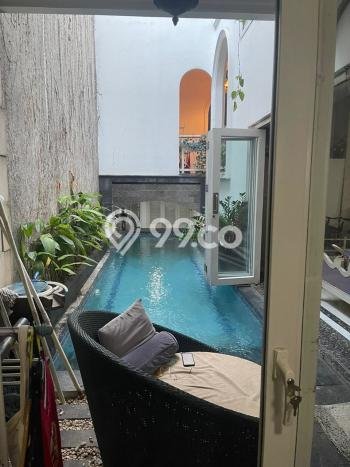 Rumah Luxury di Jakarta Selatan Strategis Kondisi Baik Rumah Luxury di Jakarta Selatan Strategis Kondisi Baik