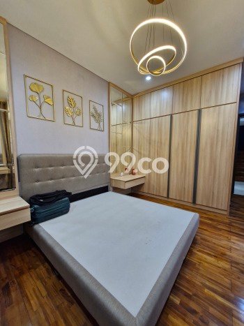 Ready to Use! Premium House LT 257m2 Desain Modern di Lebak Bulus Ready to Use! Premium House LT 257m2 Desain Modern di Lebak Bulus