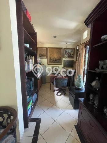 Rumah Luxury Modern Tanpa Renovasi di Cirendeu Jakarta Selatan Rumah Luxury Modern Tanpa Renovasi di Cirendeu Jakarta Selatan