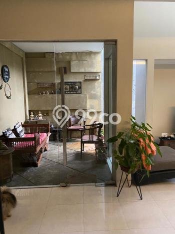 Rumah Mewah LB 200m2 Siap Pakai Desain Elegan di BSD, Tangerang Rumah Mewah LB 200m2 Siap Pakai Desain Elegan di BSD, Tangerang