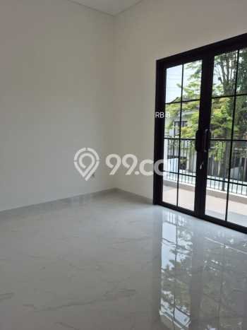 Rumah Premium di Tangerang Selatan Strategis Kondisi Baik Rumah Premium di Tangerang Selatan Strategis Kondisi Baik