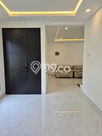 Rumah Premium di Tangerang Selatan Strategis Kondisi Baik Rumah Premium di Tangerang Selatan Strategis Kondisi Baik