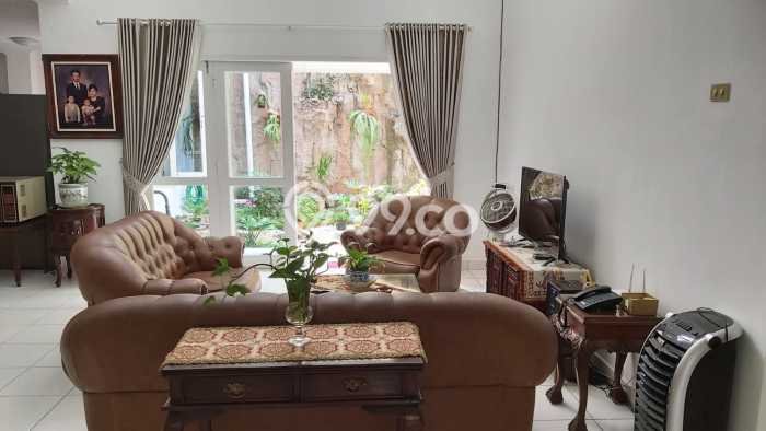 Rumah Luxury Modern Siap Huni di Sektor 9-Bintaro Tangerang Selatan Rumah Luxury Modern Siap Huni di Sektor 9-Bintaro Tangerang Selatan
