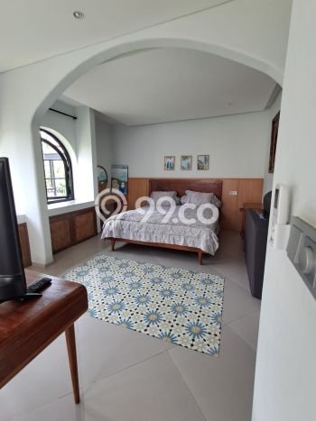 Jual Rumah Mewah Elegan Dengan View Cantik di Cinere, Jakarta Selatan Jual Rumah Mewah Elegan Dengan View Cantik di Cinere, Jakarta Selatan