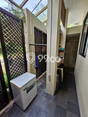 Ready to Use! Premium House LT 257m2 Desain Modern di Lebak Bulus Ready to Use! Premium House LT 257m2 Desain Modern di Lebak Bulus