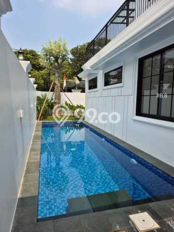 Rumah Premium di Tangerang Selatan Strategis Kondisi Baik Rumah Premium di Tangerang Selatan Strategis Kondisi Baik