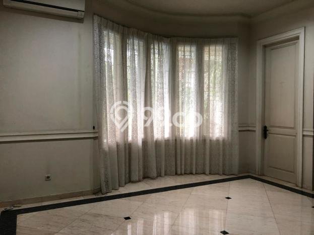 Rumah Mewah Siap Huni LT 725m2 di Cinere, Depok Rumah Mewah Siap Huni LT 725m2 di Cinere, Depok
