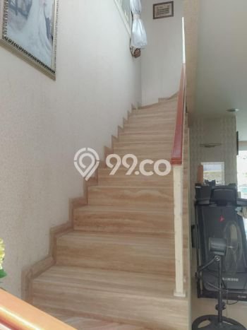 Jual Rumah Luas Elegan Dengan View Cantik di Meruya, Jakarta Barat Jual Rumah Luas Elegan Dengan View Cantik di Meruya, Jakarta Barat