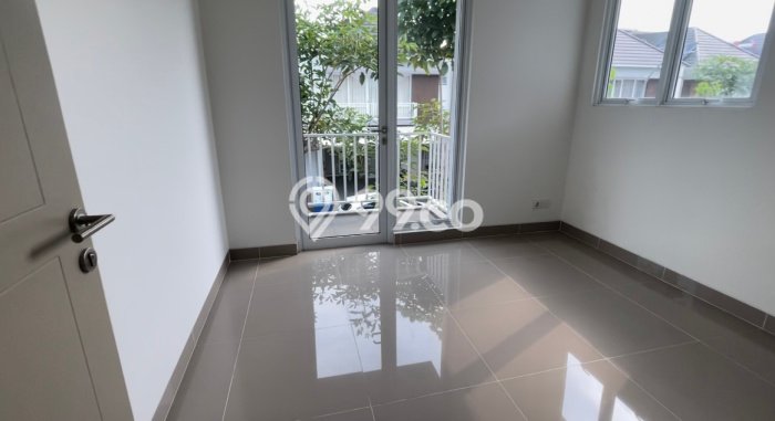 Rumah Mewah LB 149m2 Siap Huni Desain Elegan di Gading Serpong, Tangerang Rumah Mewah LB 149m2 Siap Huni Desain Elegan di Gading Serpong, Tangerang