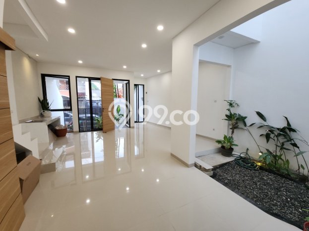 Rumah Modern Cantik 3 Kamar Bisa Langsung Pindah di Kembangan Rumah Modern Cantik 3 Kamar Bisa Langsung Pindah di Kembangan