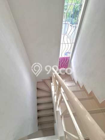 Siap Huni Rumah Mewah 3 Kamar di BSD Dekat ke Mana Pun Siap Huni Rumah Mewah 3 Kamar di BSD Dekat ke Mana Pun