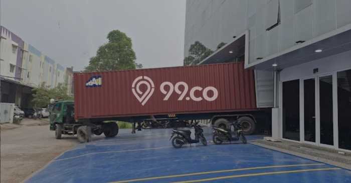 LOKASI STRATEGIS! Gudang For Rent di , Luas 738m2m², Kawasan Berkembang LOKASI STRATEGIS! Gudang For Rent di , Luas 738m2m², Kawasan Berkembang