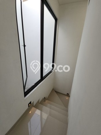 Rumah Modern Cantik 3 Kamar Bisa Langsung Pindah di Kembangan Rumah Modern Cantik 3 Kamar Bisa Langsung Pindah di Kembangan