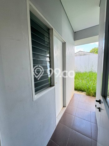Hunian Eksklusif Siap Huni LT 160m2 di BSD, Tangerang Selatan Hunian Eksklusif Siap Huni LT 160m2 di BSD, Tangerang Selatan